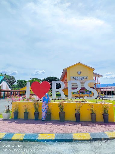 SEKOLAH MENENGAH KEBANGSAAN RAJA PEREMPUAN