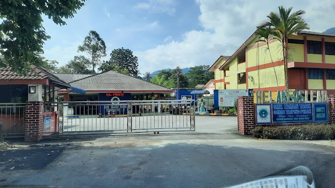SEKOLAH MENENGAH KEBANGSAAN TAMAN TASIK