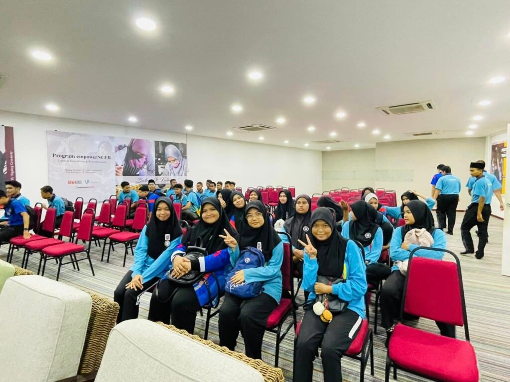 SEKOLAH MENENGAH KEBANGSAAN DATO’ WAN AHMAD RASDI