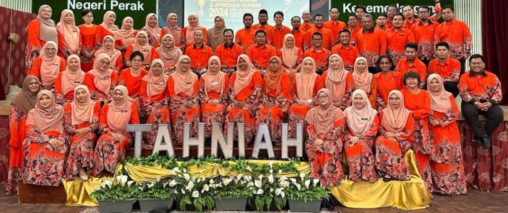 SEKOLAH MENENGAH KEBANGSAAN GUNUNG RAPAT