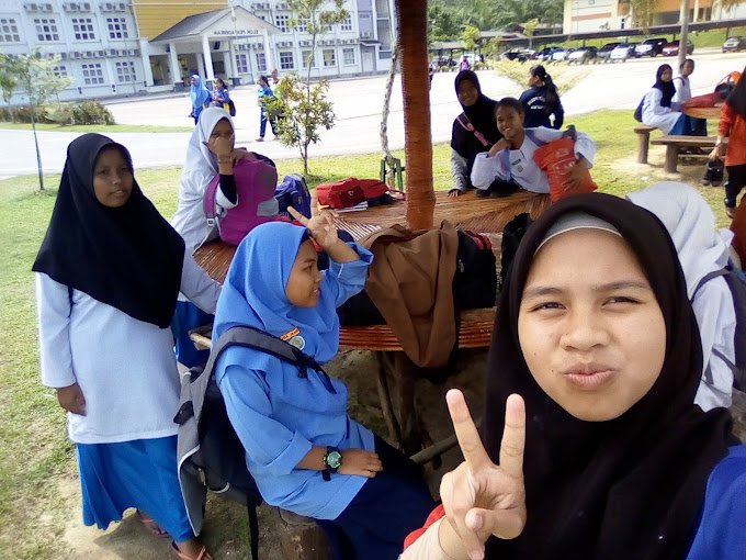 SEKOLAH MENENGAH KEBANGSAAN BAWONG