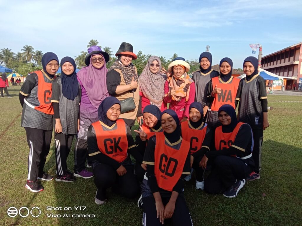 SEKOLAH MENENGAH KEBANGSAAN SRI KAMPAR