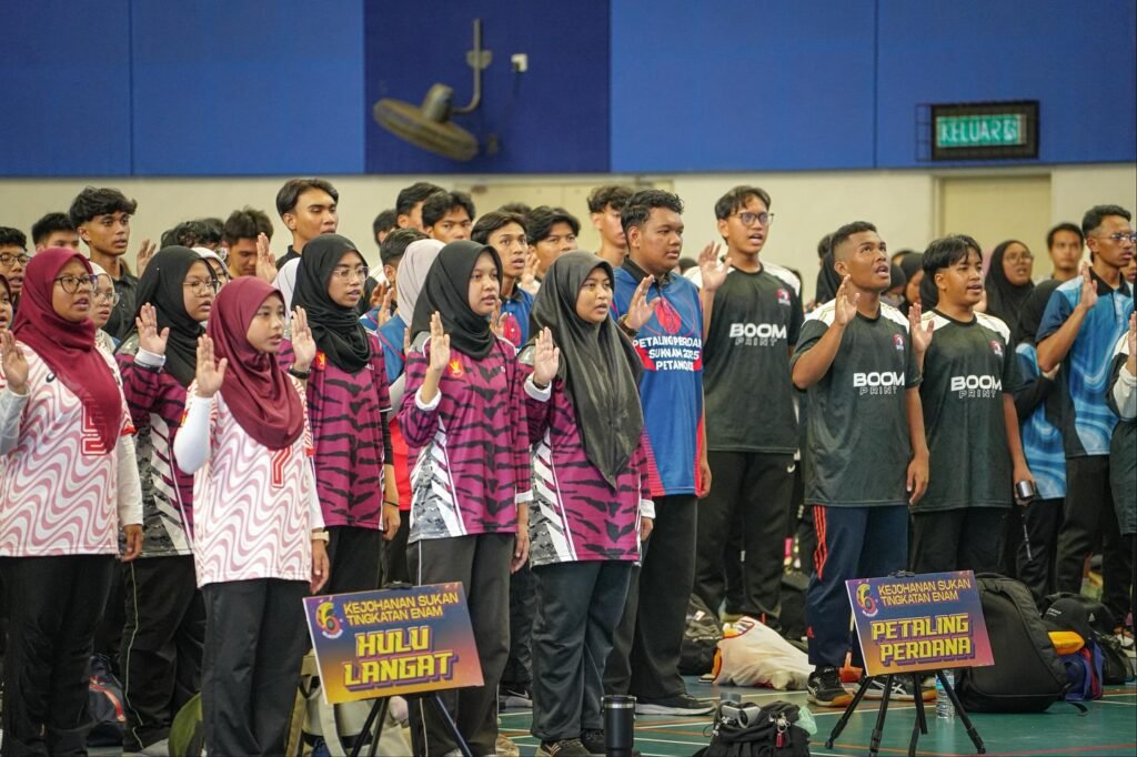 KOLEJ TINGKATAN ENAM SHAH ALAM