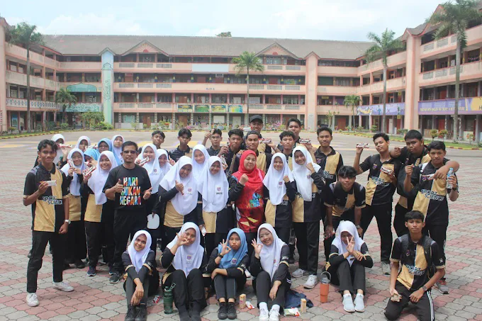 SEKOLAH MENENGAH KEBANGSAAN SERI KUNDANG