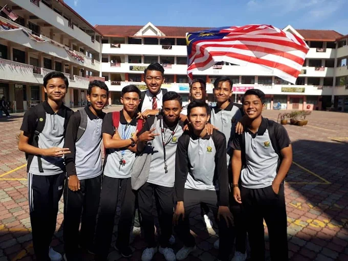 SEKOLAH MENENGAH KEBANGSAAN SEKSYEN 4 KOTA DAMANSARA