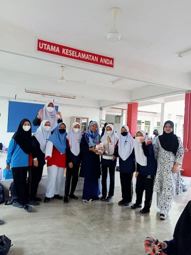 SEKOLAH MENENGAH KEBANGSAAN BANDAR PUCHONG JAYA (A)