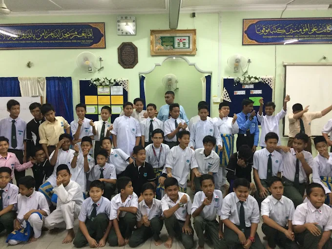 SEKOLAH MENENGAH KEBANGSAAN JALAN BUKIT